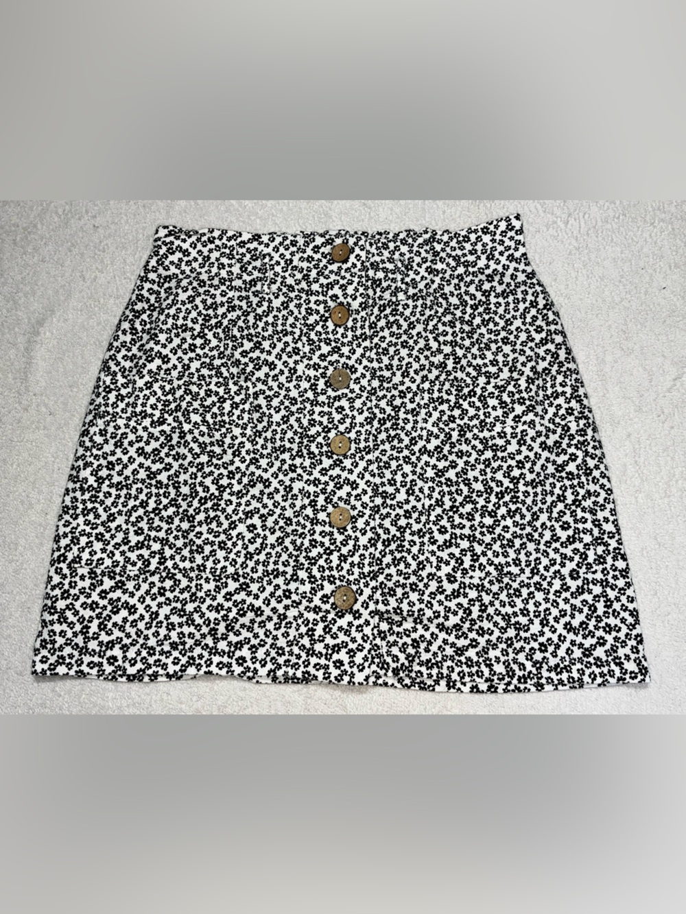 Black & White Floral Button-Front Mini Skirt
